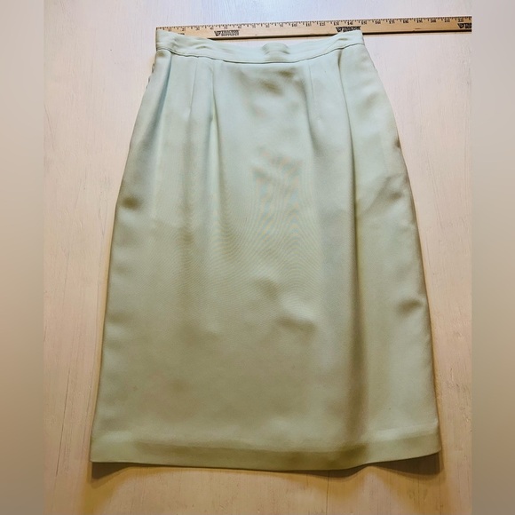 Valerie Stevens Skirt Suit Set Size 12 | Mint Green | Embroidered Blazer - Picture 8 of 14